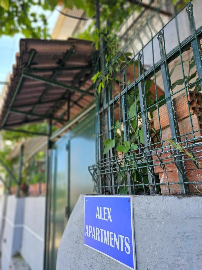 Alex Apartments Sarandë Exterior foto
