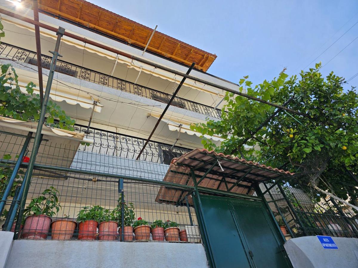 Alex Apartments Sarandë Exterior foto